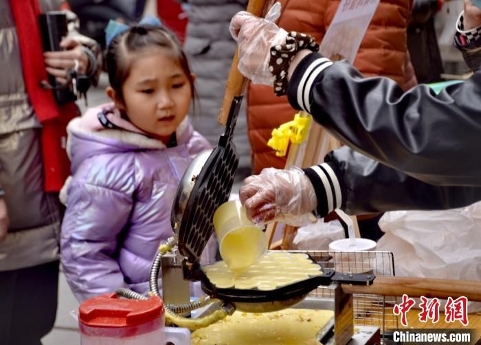 钦州|广西钦州老街的新年“味”