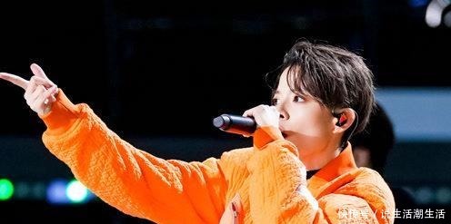 内娱完蛋是假象创4太会玩儿,仅用三招吊打青3!