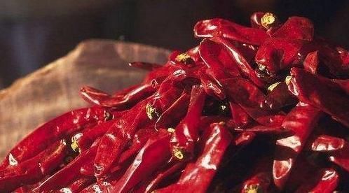 再次提醒:几种家常食物都是硫酸的“老窝”,或许就在你餐桌上