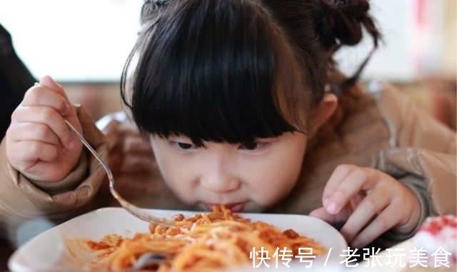 你是谁|比起吃独食的孩子，这种孩子更令人生厌！很多父母还纵容