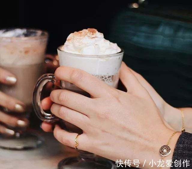 手镯|手腕间的摇曳风情,女人怎样选择和搭配合适的手镯