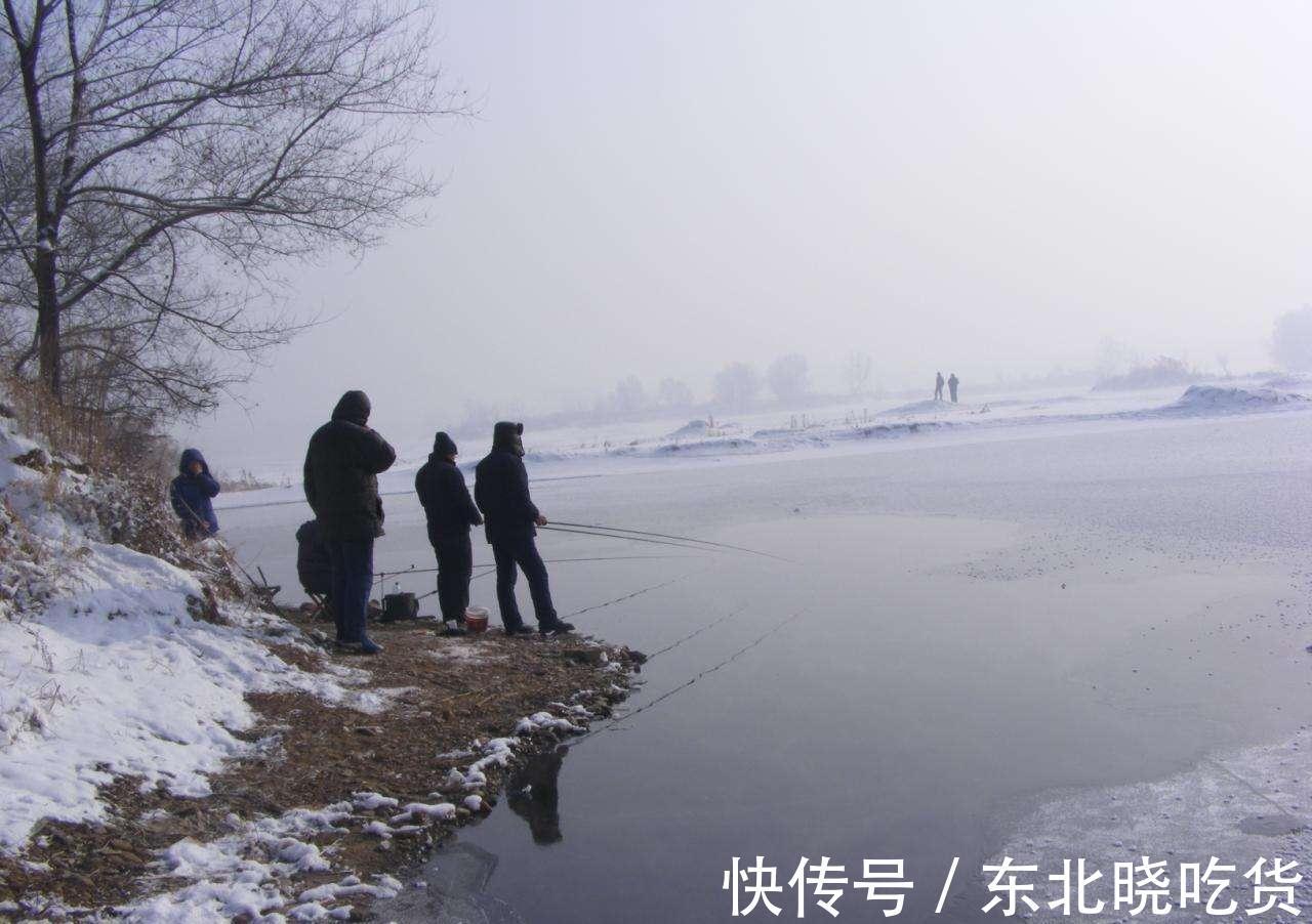 冬季钓鲫鱼，找鱼窝很重要，学会这三个技巧，轻松找到鱼窝子