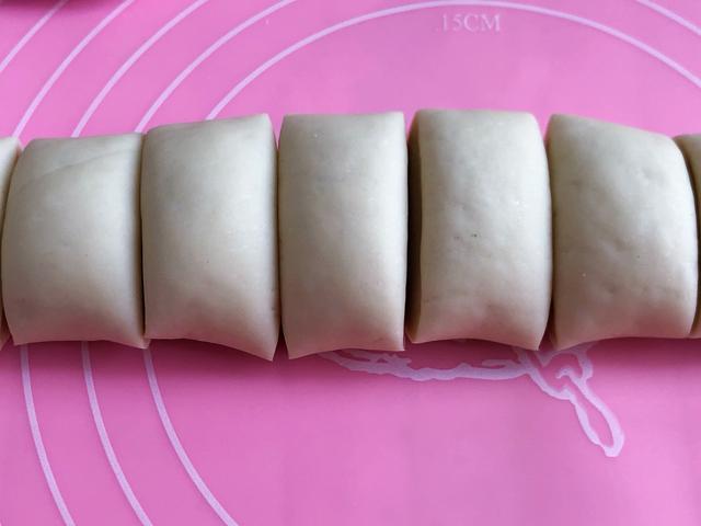 红糖饼|天冷就想吃此饼,外皮酥软内里香甜,孩子吃一次就念念不忘