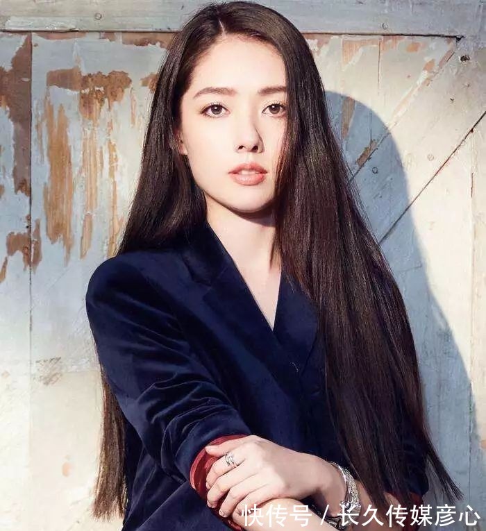 卷发|若你今年过了45,这3种“大妈发型”尽量少留,容易显老还伤发