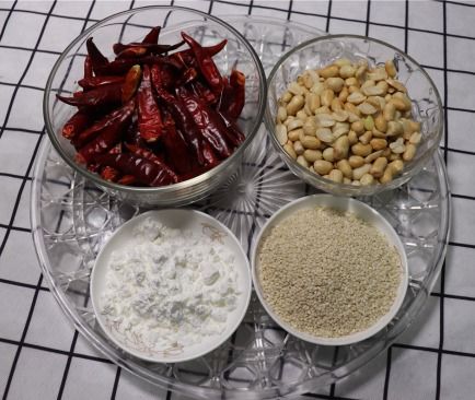  做菜，这回辣椒站C位 ，好吃到没有朋友！|重庆特产传说（320） | 香脆椒