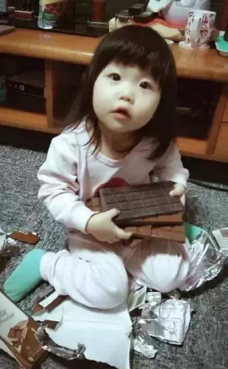 熊孩子|“亲生的,没办法退货了”,熊孩子捣乱的一组图走红,养个娃真难