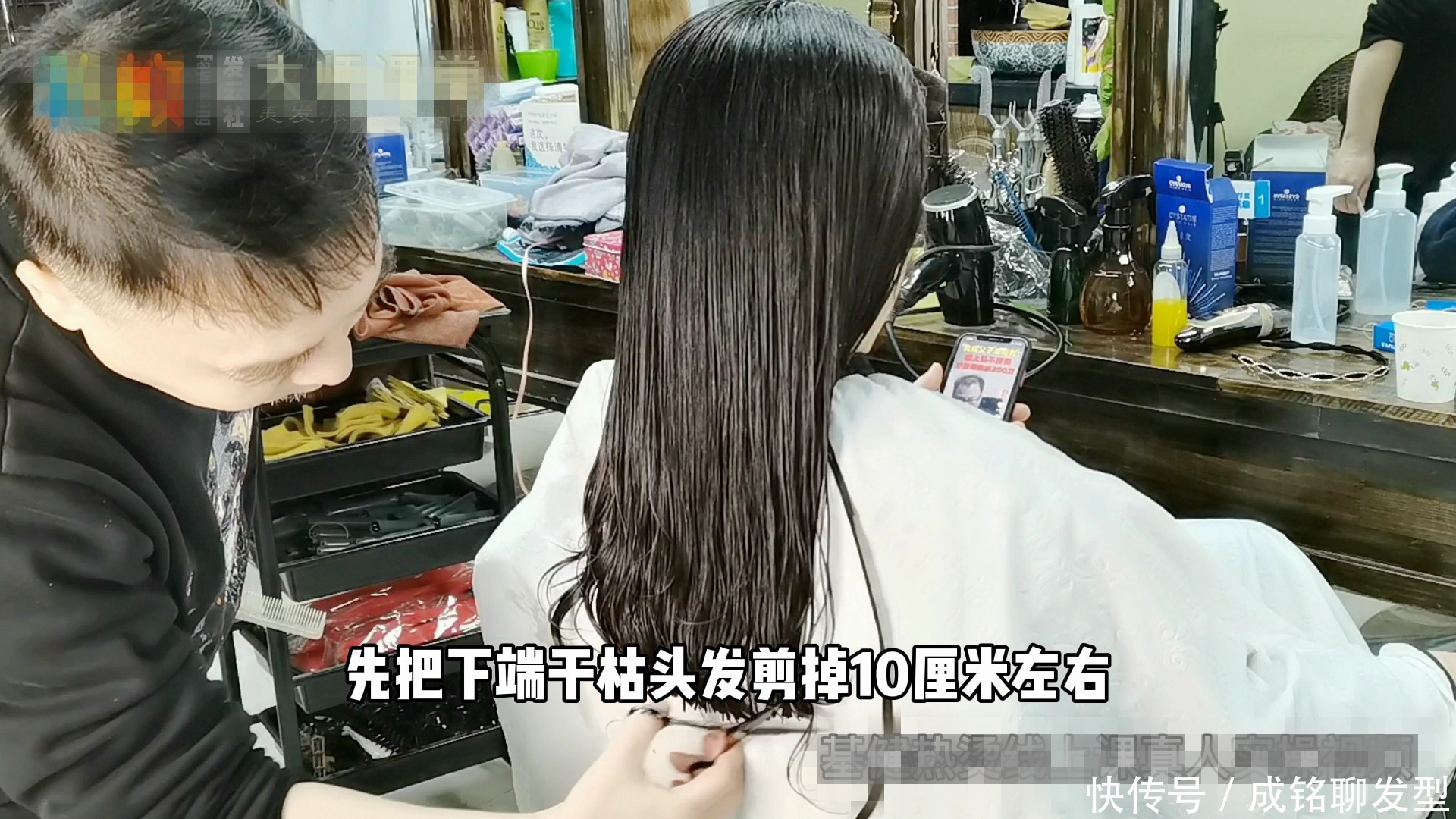 50岁女士自来卷沙发发量多，头发抛光+抱团卷，柔软减龄又时髦