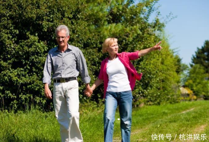 燕麦|入伏后，进入身体“易瘦期”，坚持做这3件事，早日变成瘦美人