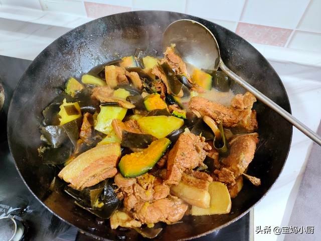 天冷了,家有孩子别不懂吃,这几样做一锅,暖身营养多,孩子长个