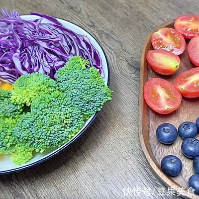 鸡胸肉果蔬沙拉|怎么办,我已经长胖10斤了,今天开始减肥!| 鸡胸肉