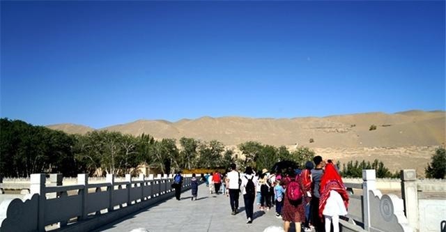 宕泉河|「科学应对暖湿化」让北斗赋能气象 为莫高窟保护添力量