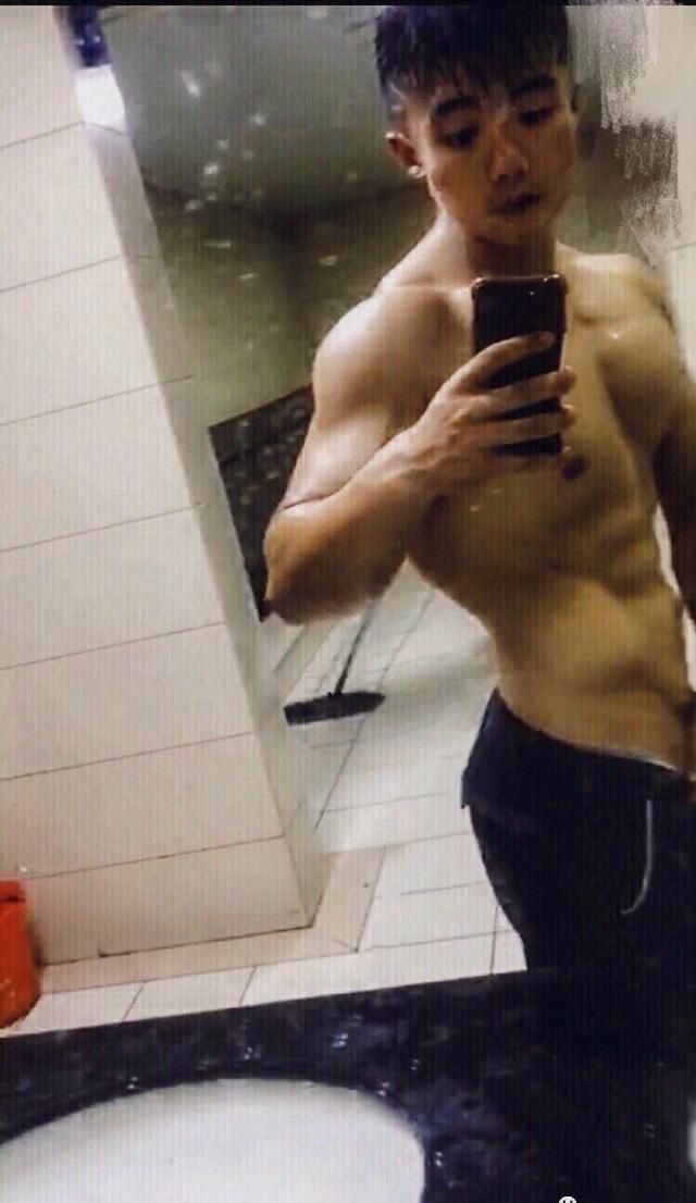 大肚腩|从大肚腩到腹肌男,这真的是同一个人吗