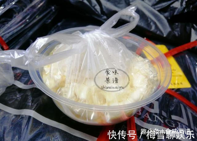 塑料袋|街边卖早餐的,都在碗上套个塑料袋,盛的都是滚烫热饭,有毒吗