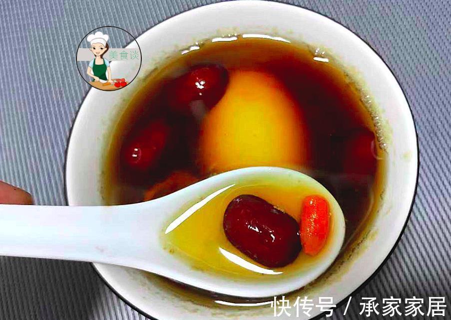 红枣|入秋后,红枣和此一起煮,女人坚持一周喝2次,驱寒暖胃气色红润