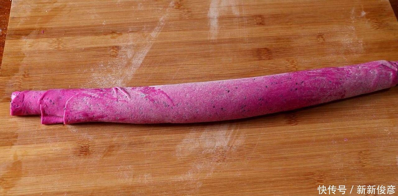 好吃|不要只是用面粉做糖蛋糕这是最好的制作方法它们有很多层酥皮,又甜又好吃