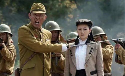 少将|日本“大佐”相当于我军什么军衔，为何日军不当少将要争当大佐？