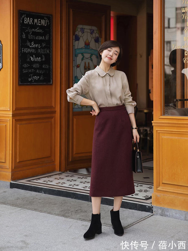 毛呢|百穿不厌!今冬流行这3款“半身裙”,搭配毛衣来穿气质优雅十足