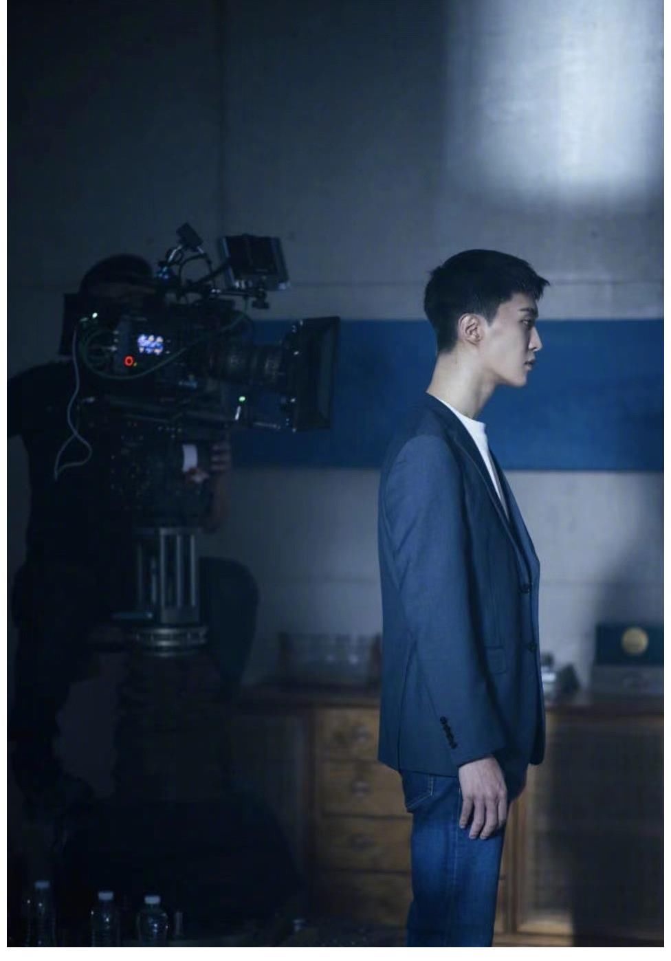 范丞丞|《导演请指教》演员上班图曝光，范丞丞、黄明昊、朱志鑫确定参加