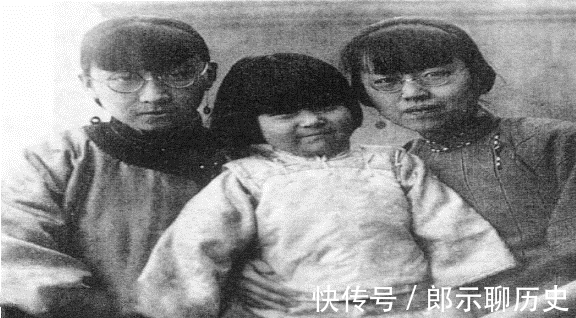 现世安稳|一代才女张爱玲老照片:可以从中看出她一身清高,再到悲悯的结局