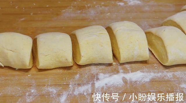 新手|玉米面里面加一袋酸奶，蓬松暄软，百吃不厌，新手小白也能零失败