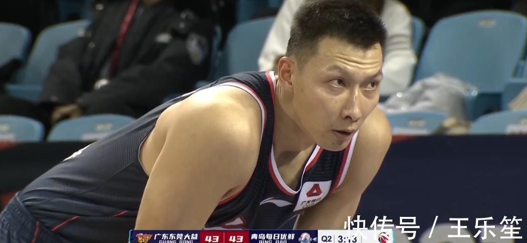 苏伟|阿联3分百发百中,周鹏莱多疯狂甩狙,最后时刻两人狰狞发飙