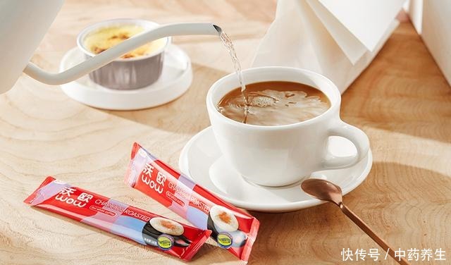 超市4种“低价”咖啡,被导购放在货架最底层,味道却不输星巴克