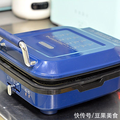 学会在家做南瓜虾皮包子两吃，再也不用出门买了