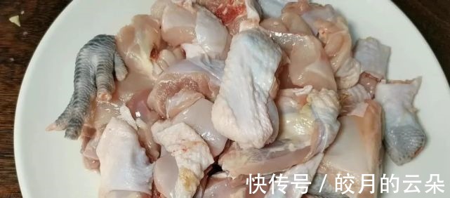 脂肪含量|这才是红烧鸡块的正确做法，鸡肉软嫩不发柴，脂肪含量低，营养高！