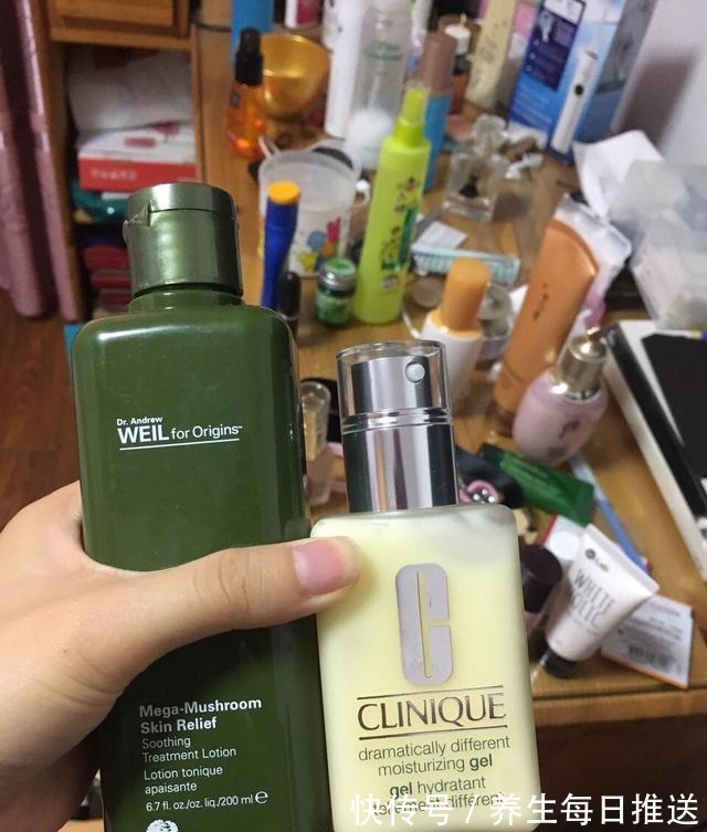 洗面奶 痘肌脸用什么护肤品好被低估的祛痘好物!痘肌变滑梯痘印终结者!