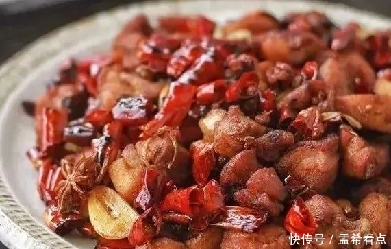 好吃得让人忍不住尖叫的下饭菜，异常鲜美，越吃越想吃停不下筷！