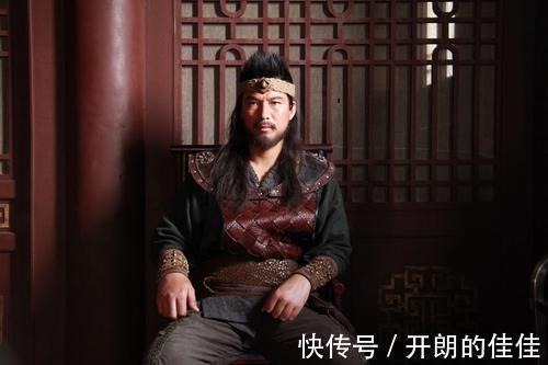 朱贵#水浒他堪称三朝元老,排名远不及林冲李逵宋江面目早被他看穿