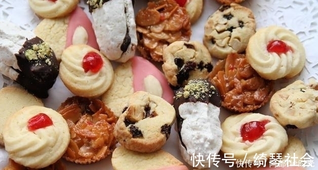 血管|血管为什么一年比一年堵?常吃2种食物,给血管“洗洗澡”