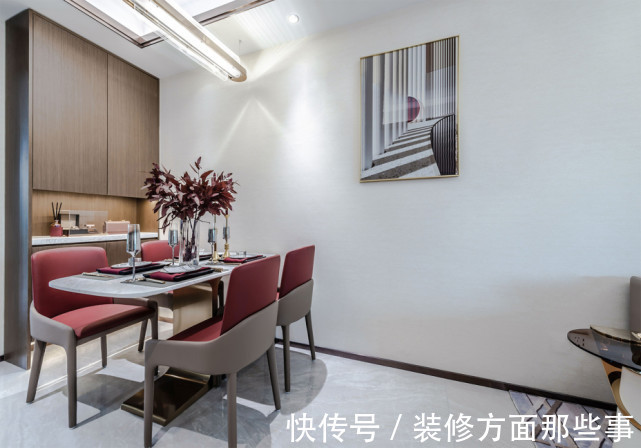 三居室|98平轻奢风三居室儿童房融入棒球元素,个性而美好的氛围