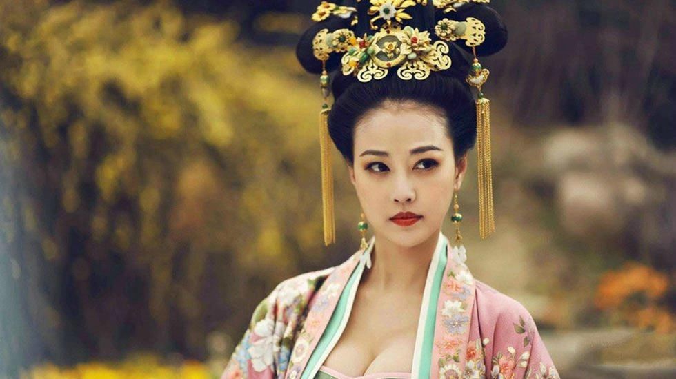 力排众议|武则天死后，李显为何会力排众议让武则天归陵？臣子为何不反对？