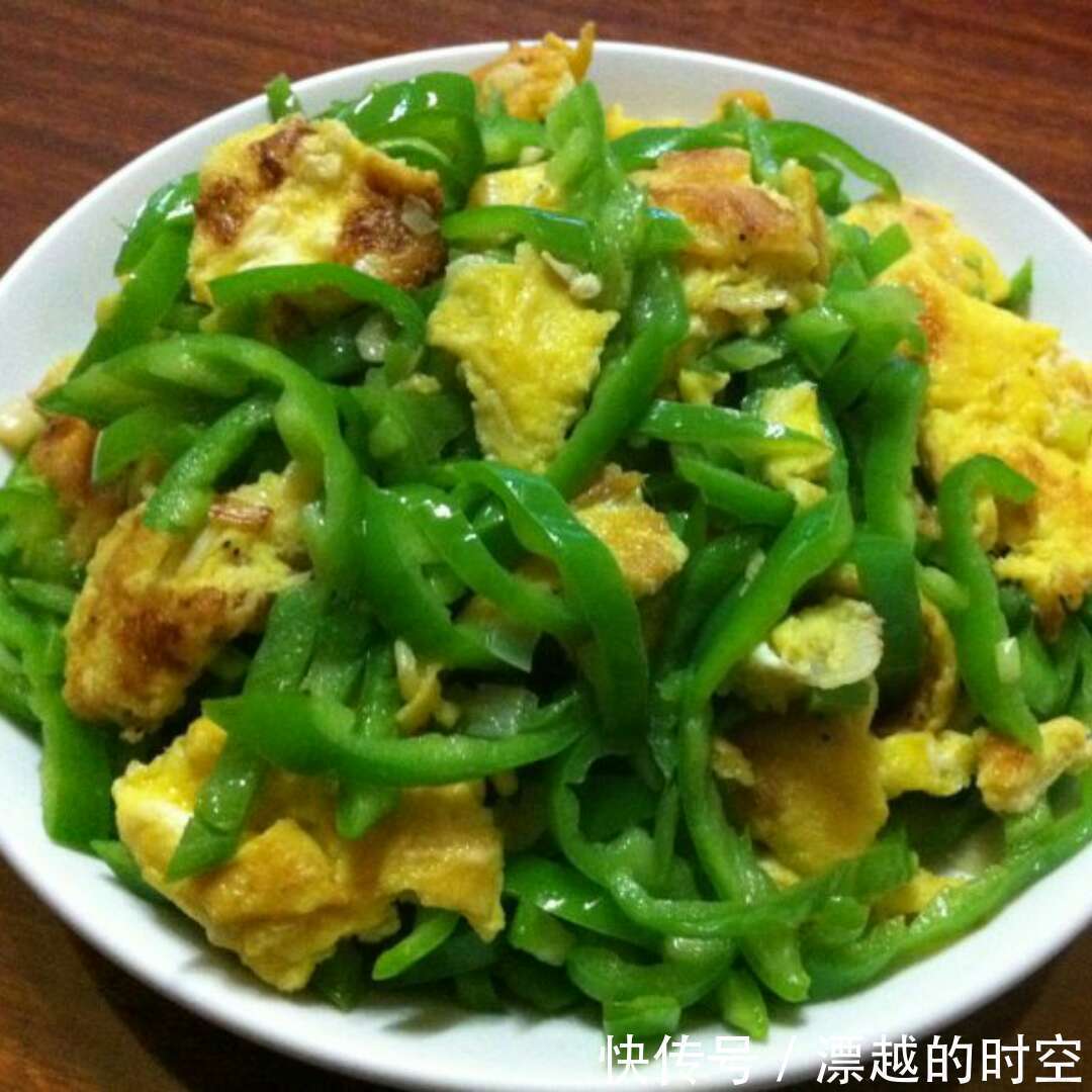 女性30不想老的快,多吃此菜,皱纹消除了,大肚子小了,睡眠棒