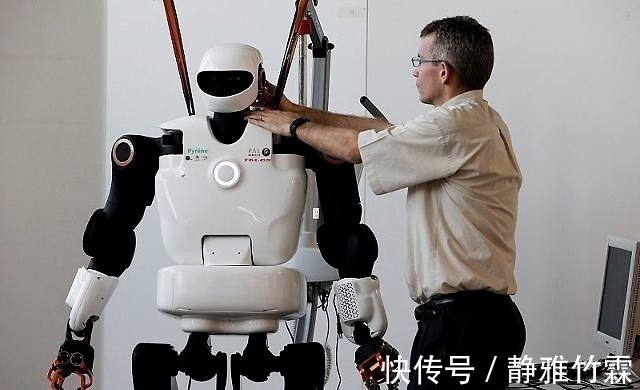 智能|智能机器人作为新一代生产和服务的工具，会对人类带来什么影响？