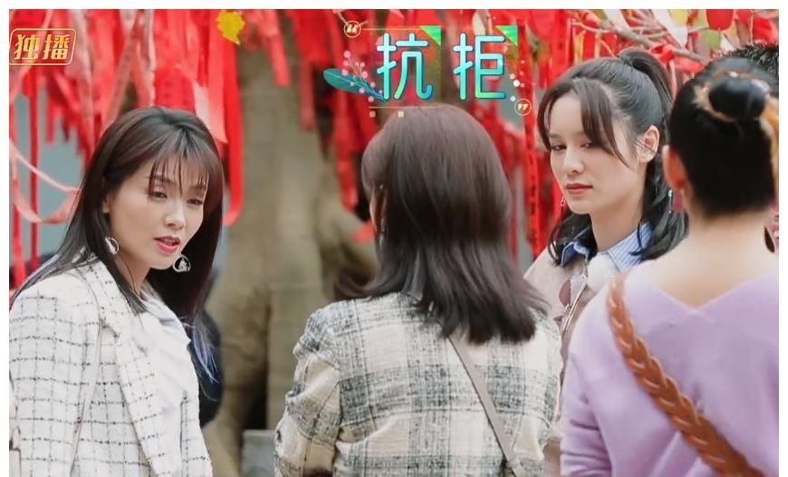 吳宣儀安排妻子團(tuán)泡腳被吐槽,劉濤下意識(shí)反應(yīng)引熱議:活該被罵