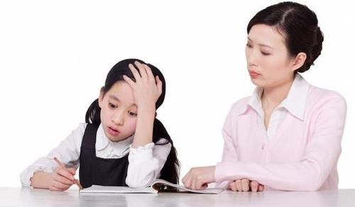 这四种类型的妈妈，养出的孩子大多难以融入社会，妈妈们还需自省