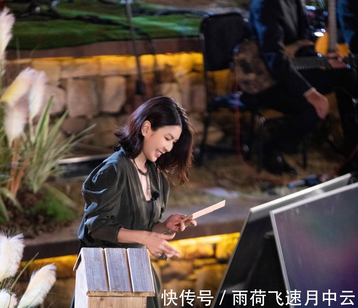 收视三网第一,央媒“争先”夸赞,湖南台这部新综艺为何如此受宠