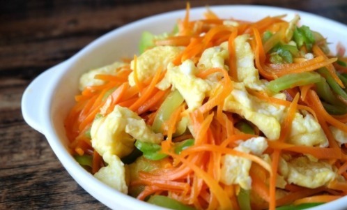 冬天里这道菜最常做，简单快手营养好，隔两天就得炒一次！