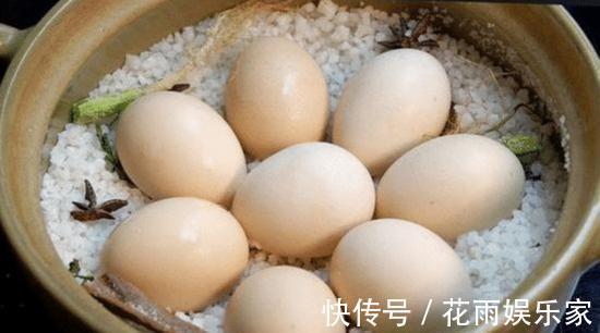 盐焗蛋|3斤鸡蛋5斤盐，不煮不蒸不炒不加一滴水，出锅后全家流口水