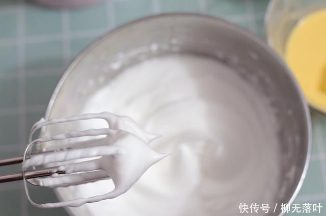 蛋白霜|孩子爱吃的戚风蛋糕,配方做法都给你,想吃不用买,自己就能做