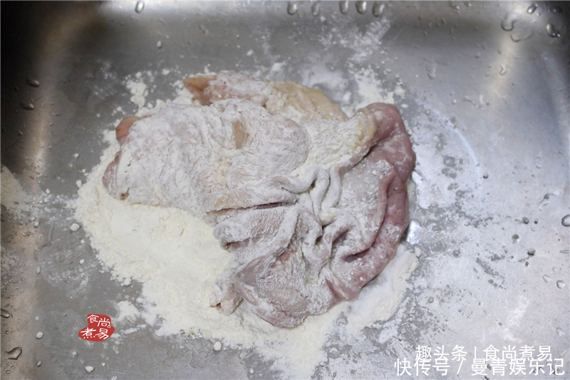 快捷|猪肚此做法,简单快捷,煲一煲,拌一拌就上桌,鲜嫩爽脆真好吃