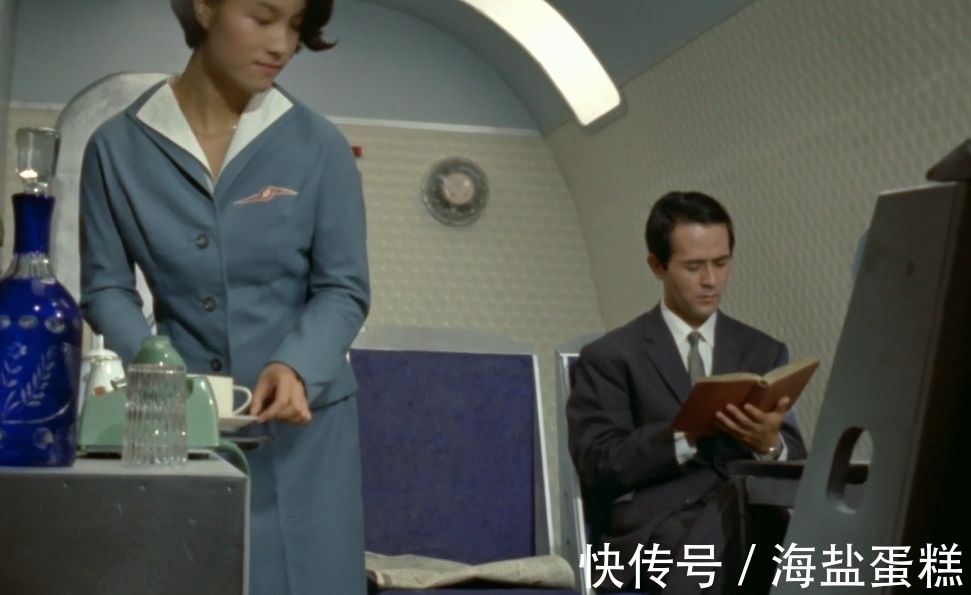 诸星团|赛文奥特曼识破了宇宙人的阴谋,可却惨被关禁闭!
