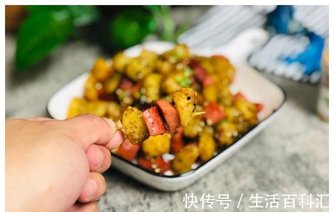 吃法|土豆别再炒着吃了，教你秘制新吃法，一次做一锅，家里孩子抢着吃