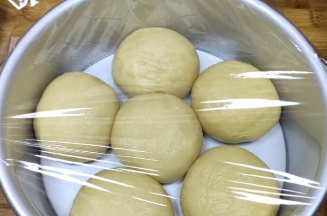 甘甜|iPhone馅的吐司面包你吃过吗教你在家里做,把握这两步,金属拉丝柔软又甘甜