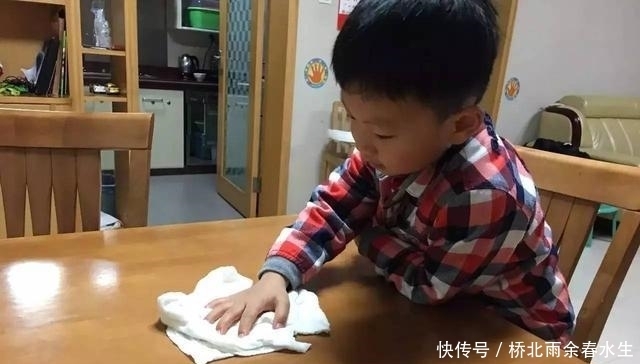 当心|家有男娃要当心,没责任心、没度量、不独立,别把儿子养成这样!