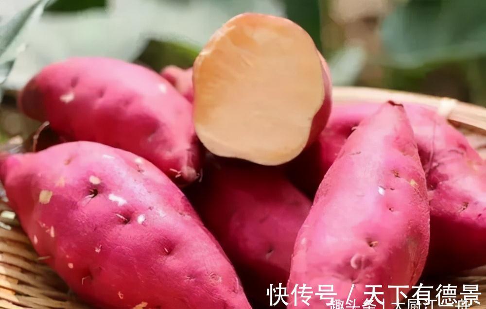 蒸红薯时,切记不要直接上锅蒸!教你正确做法,红薯香甜又多汁