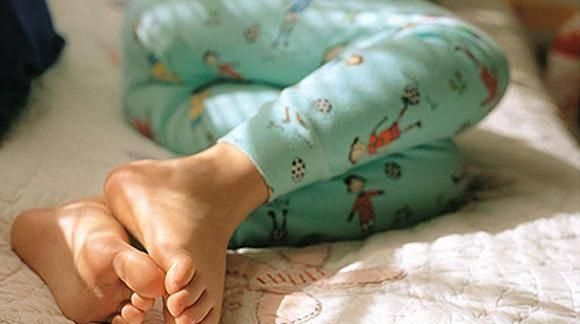 生理性|8岁孩子喊“腿痛”,家人误以为是生长痛,殊不知得了“骨肉瘤”