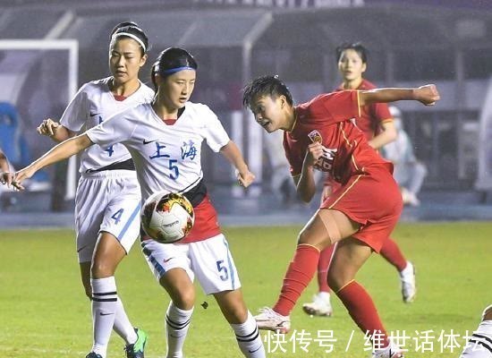 女足联合队|女足夺金却遭怒骂,足协神操作令人无语,中国足球成大笑话